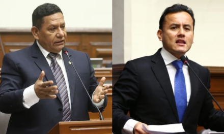 Esdras Medina exige la Comisión de Presupuesto a Richard Acuña tras votar por Eduardo Salhuana